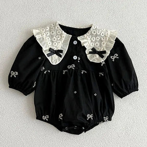 Siyah Fiyonklu Romper + Çorap
